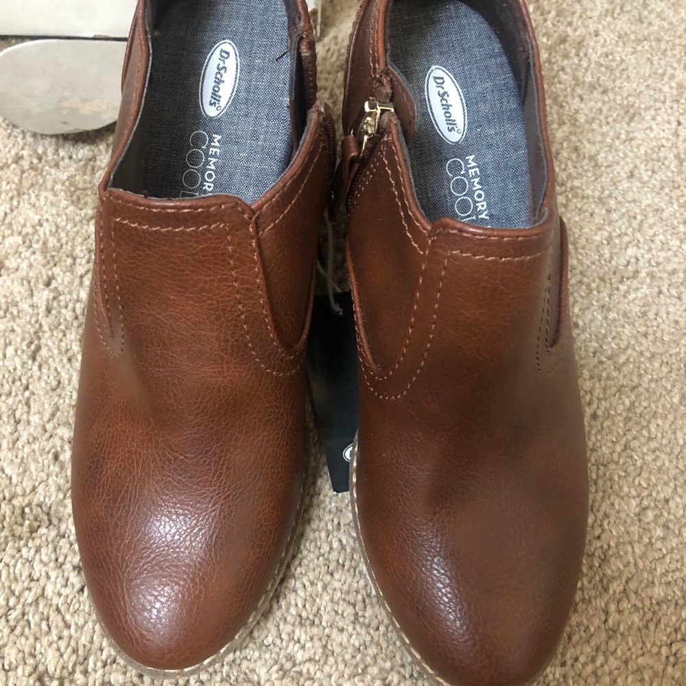 NWT Dr. Scholls Memory Foam Shoes